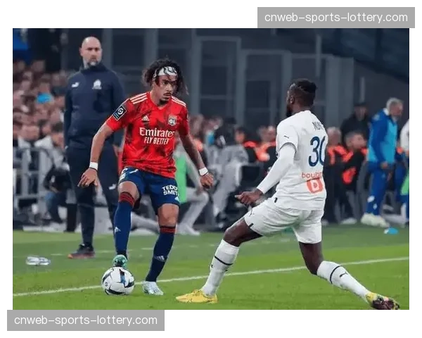 洛里昂0-2不敌克莱蒙，遭遇联赛四连败保级形势严峻